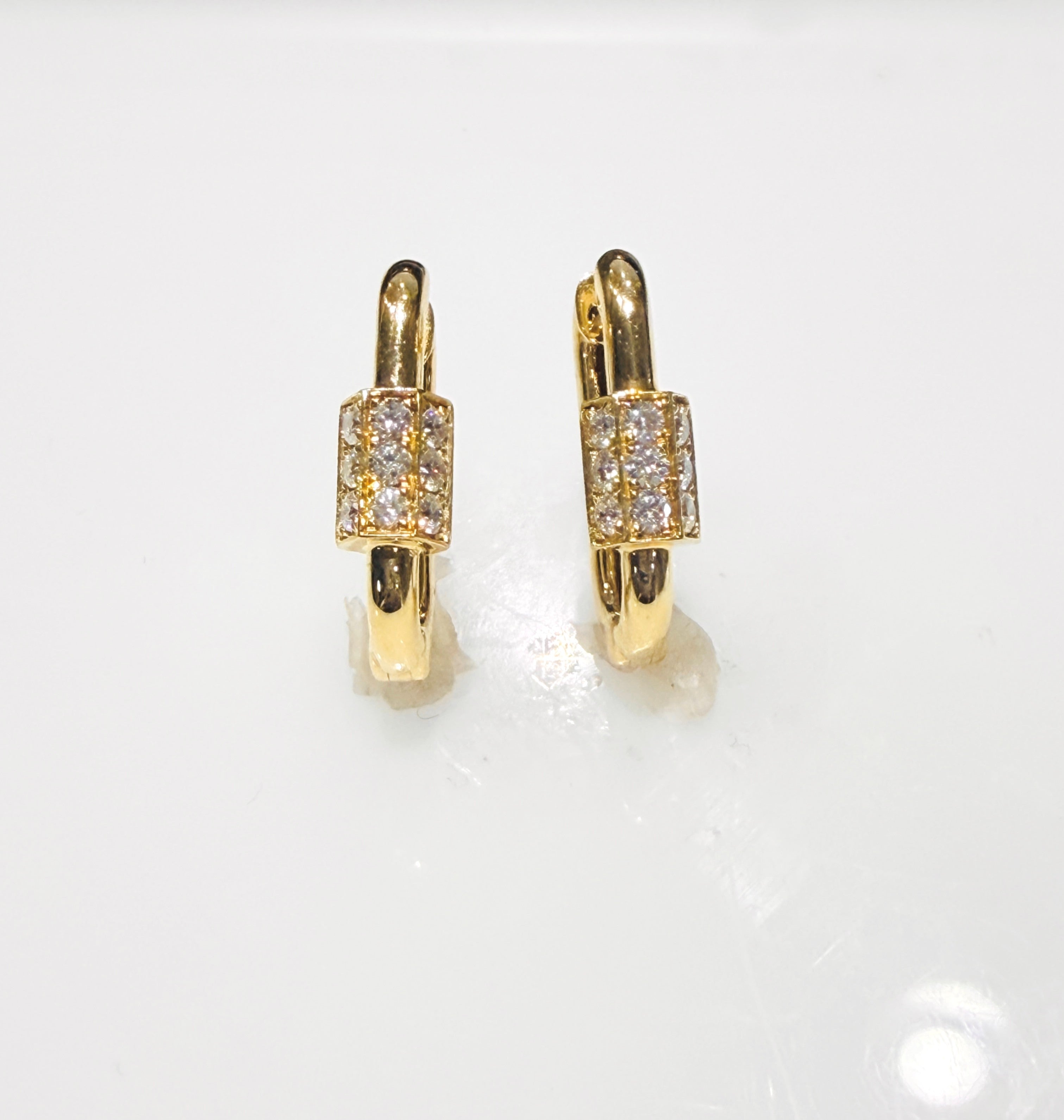 DIAMOND RECTANGLE HOOP EARRINGS