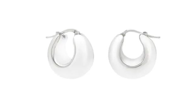 SILVER GRADUATING EARRING HOOPS