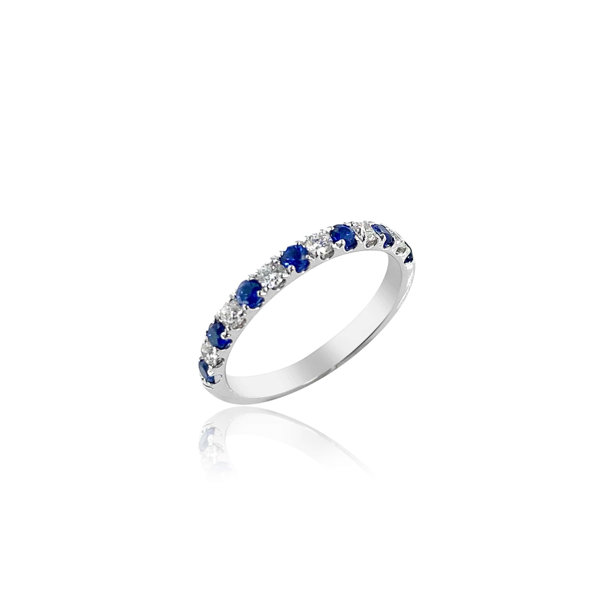 DIAMOND AND SAPPHIRE RING
