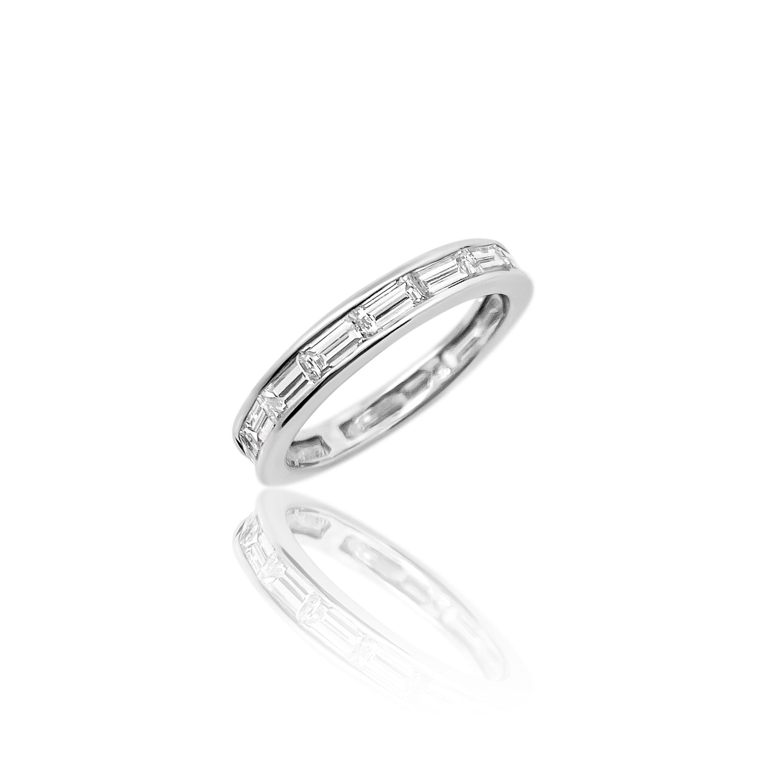BAGUETTE CHANNEL SET DIAMOND WEDDING BAND