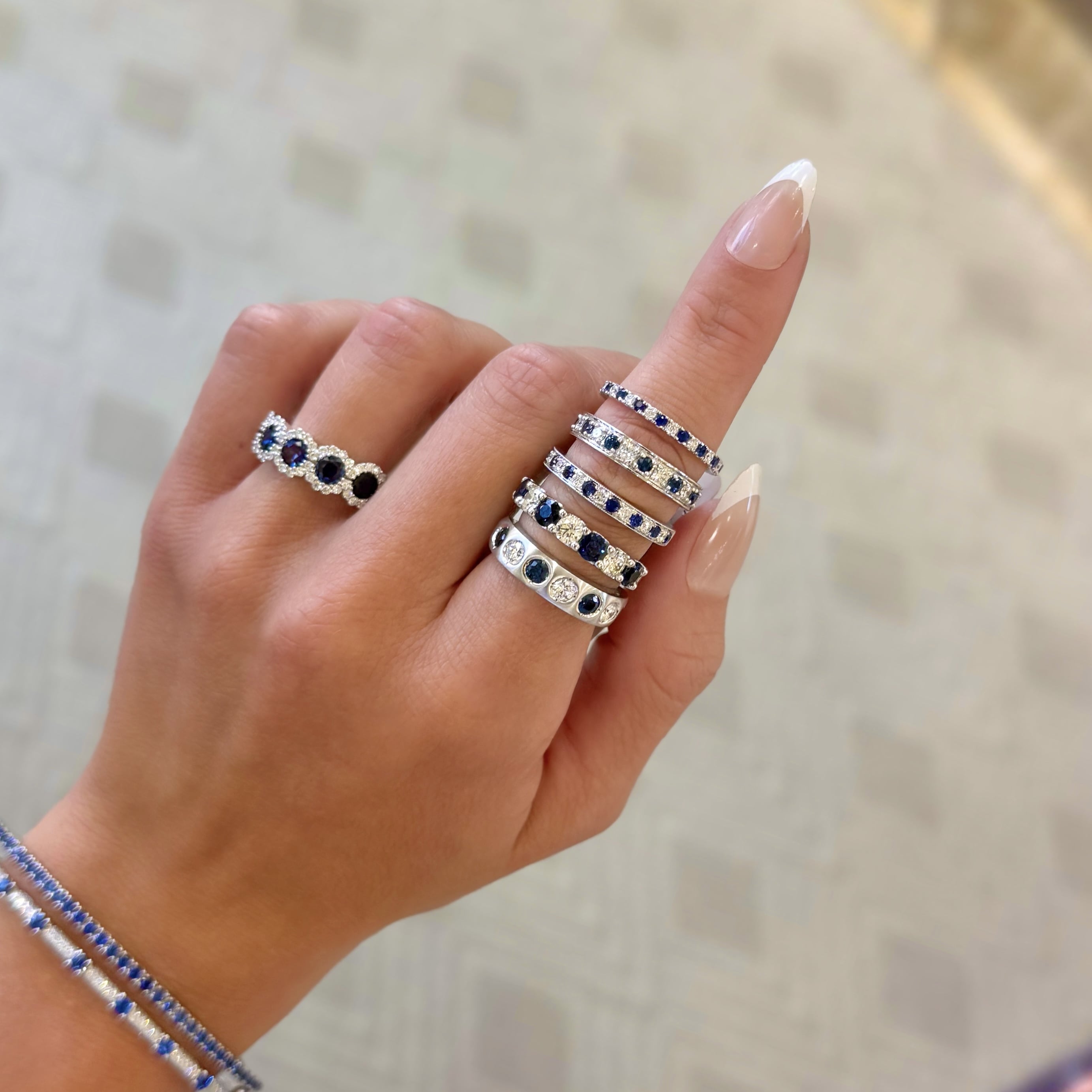 Alternating Sapphire and Diamond Band