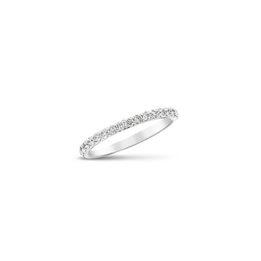 0.77ctw Diamond Eternity Ring