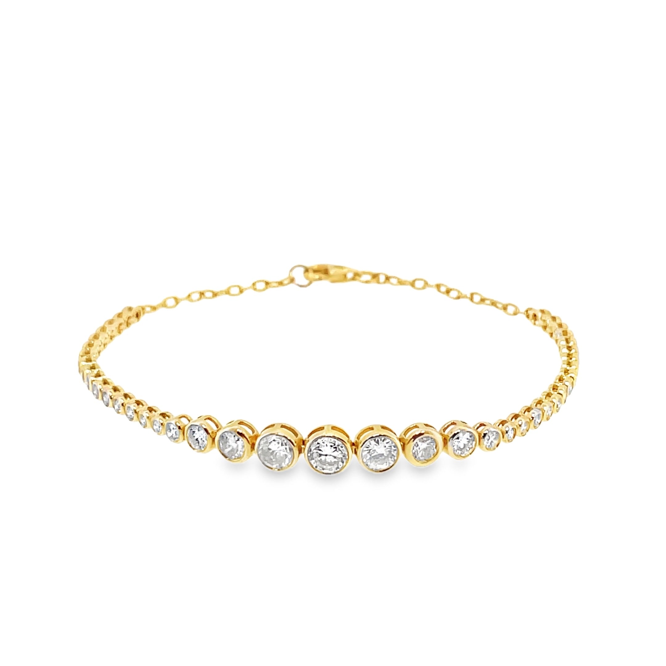 Graduated Bezel-Set Diamond Tennis Bracelet in Yellow Gold