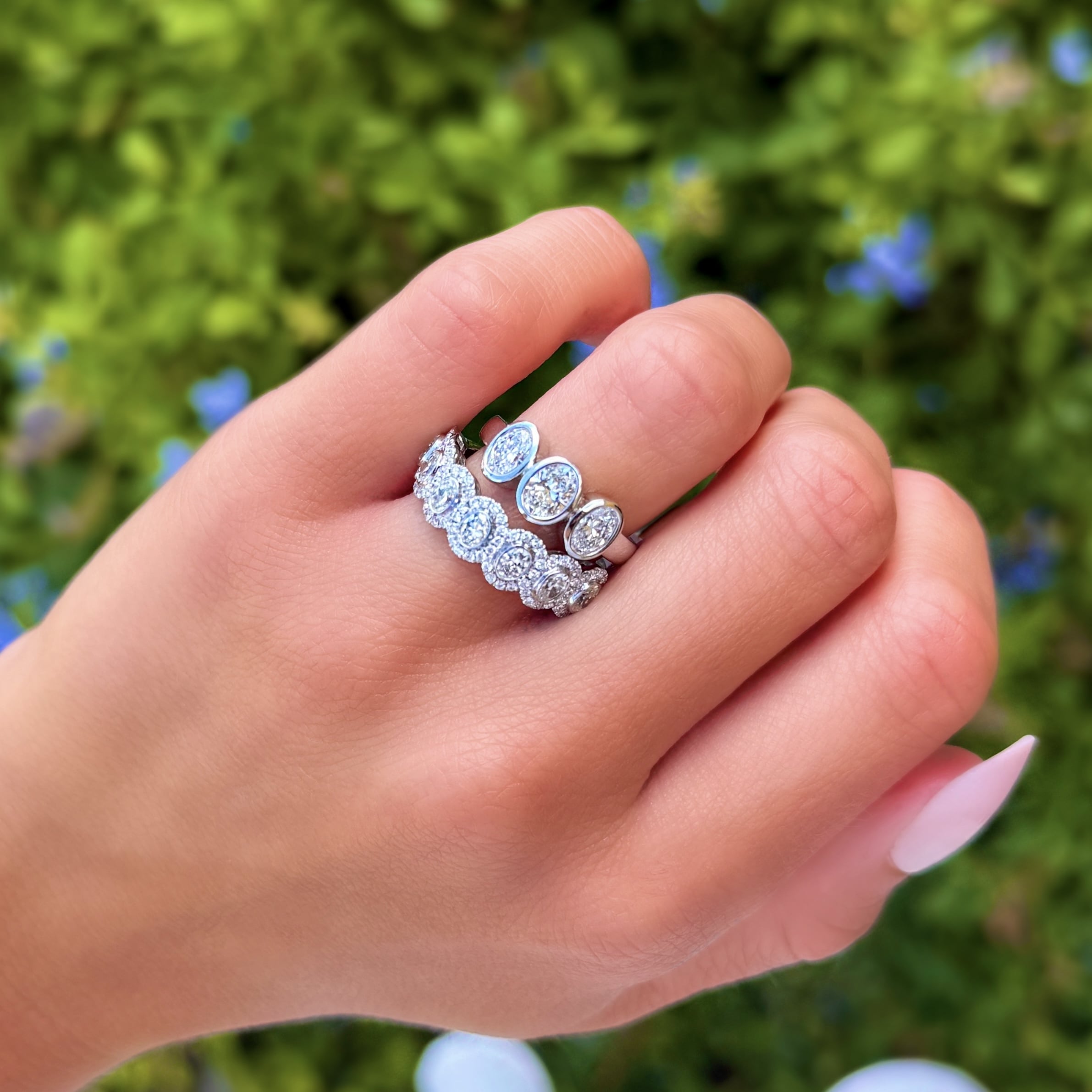 Oval and Round Diamond Halo Band