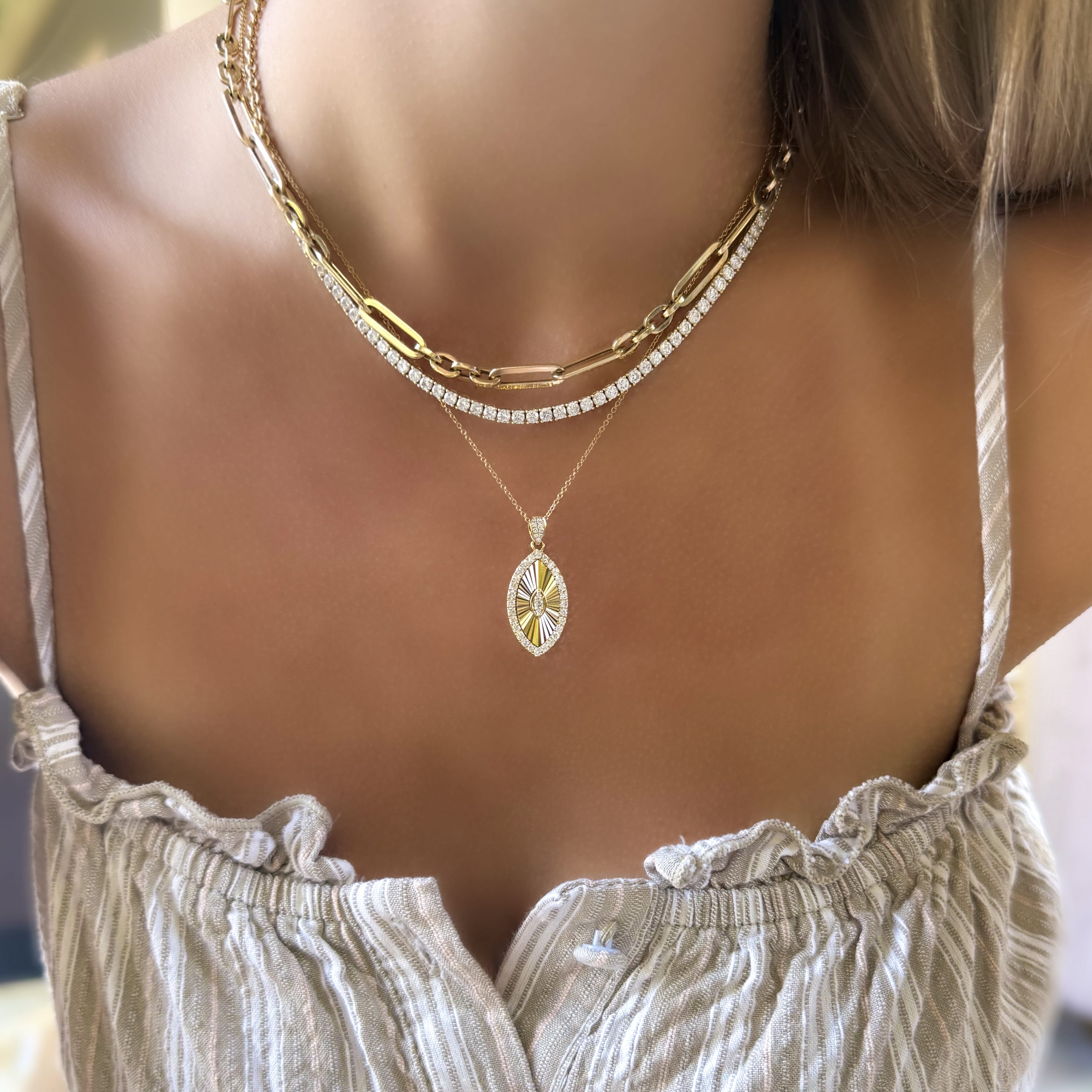 Fluted Diamond Pendant Necklace